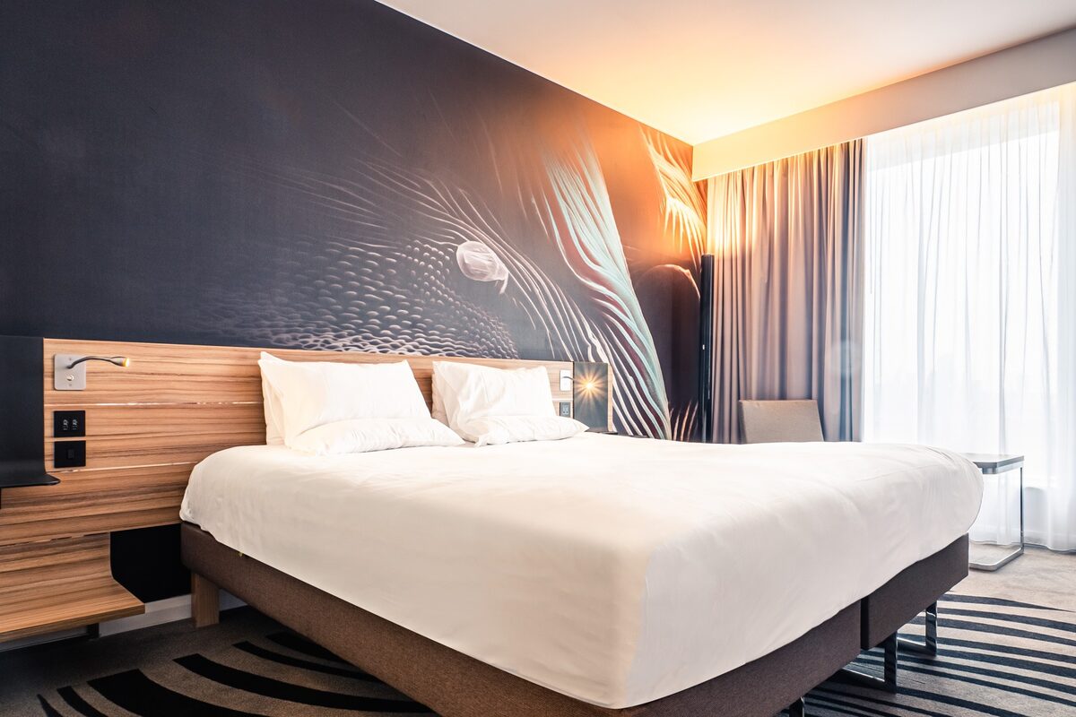 Toppers, Mattresses & Beds
